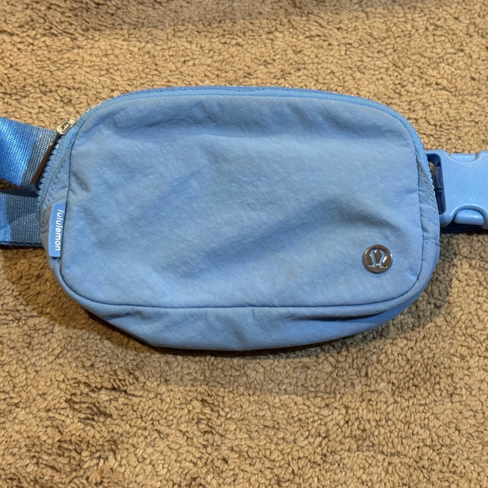 Lululemon Athletica Light Blue Mesh Bag